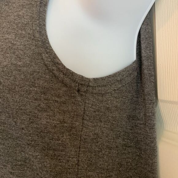 Tank top t shirt, small, cotton blend, never worn - Picture 2 of 10